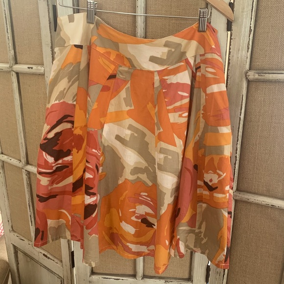 Christopher & Banks Dresses & Skirts - Christopher Banks flare gore skirt in lovely rose  orange & creamy neutrals 14P
